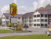 accommodations/super8.jpg